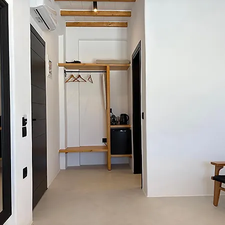 Charma Mykonos كالو ليفادي